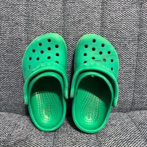 CROCS CLOG TODDLER GREEN
SANDALS SIZE C6
